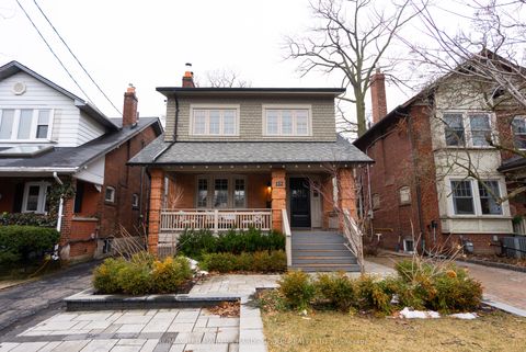 152 Hammersmith Avenue Toronto ON M4E 2W8
