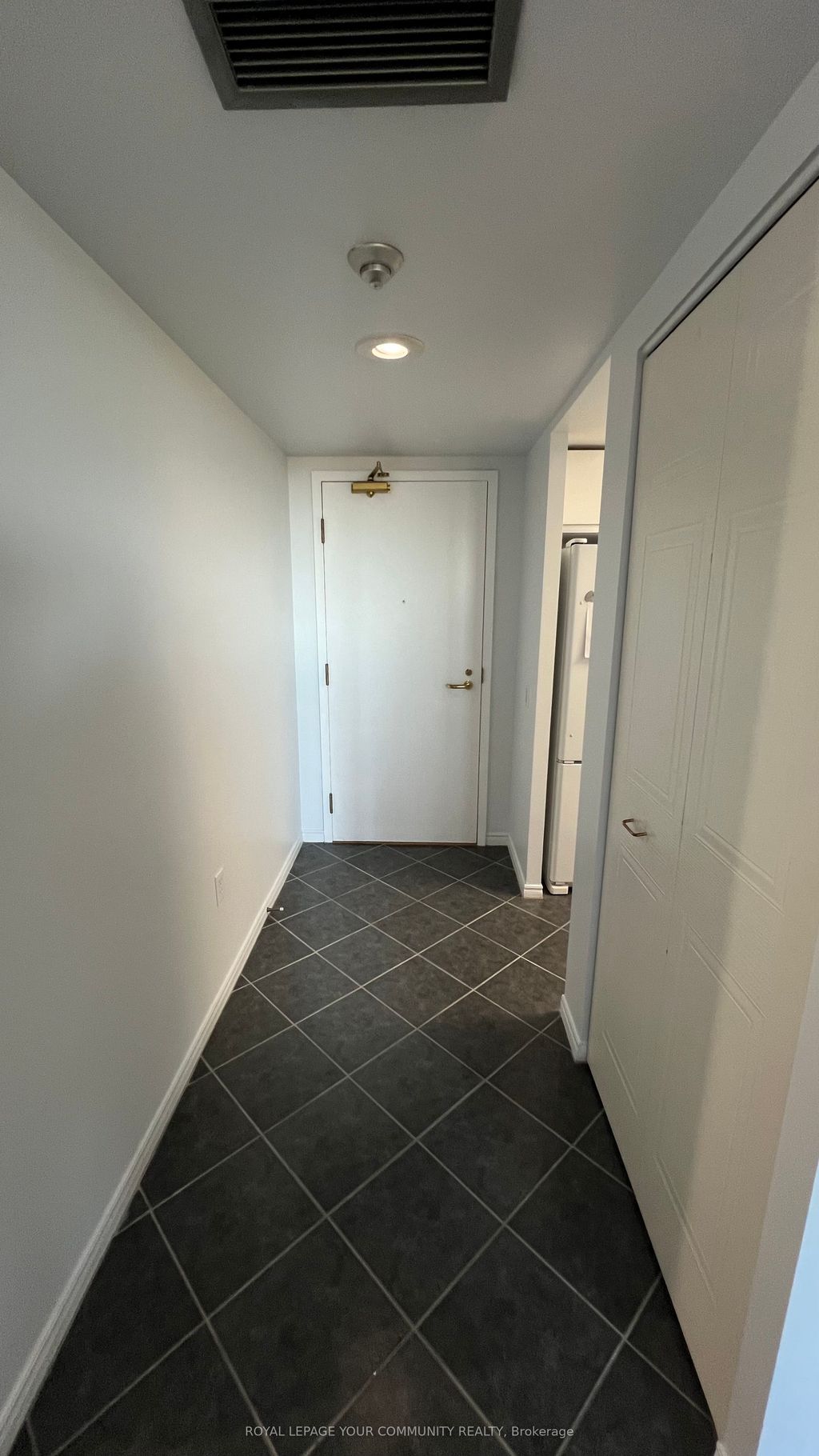 Photo of 11 Thorncliffe Pk Drive #714, Toronto, ON M4H 1P3 (MLS # C12453242)