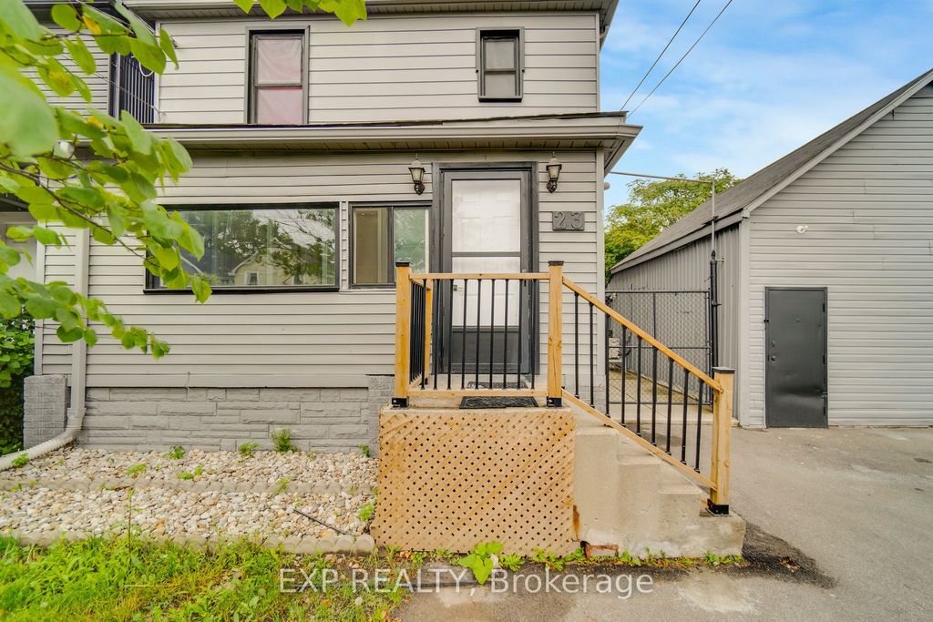 Photo of 23 Lyndhurst Street, Hamilton, ON L8L 7G9 (MLS # X12643306)