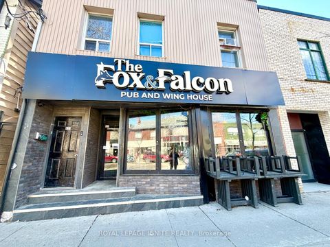 831 Dundas Street W Toronto ON M6J 1V4