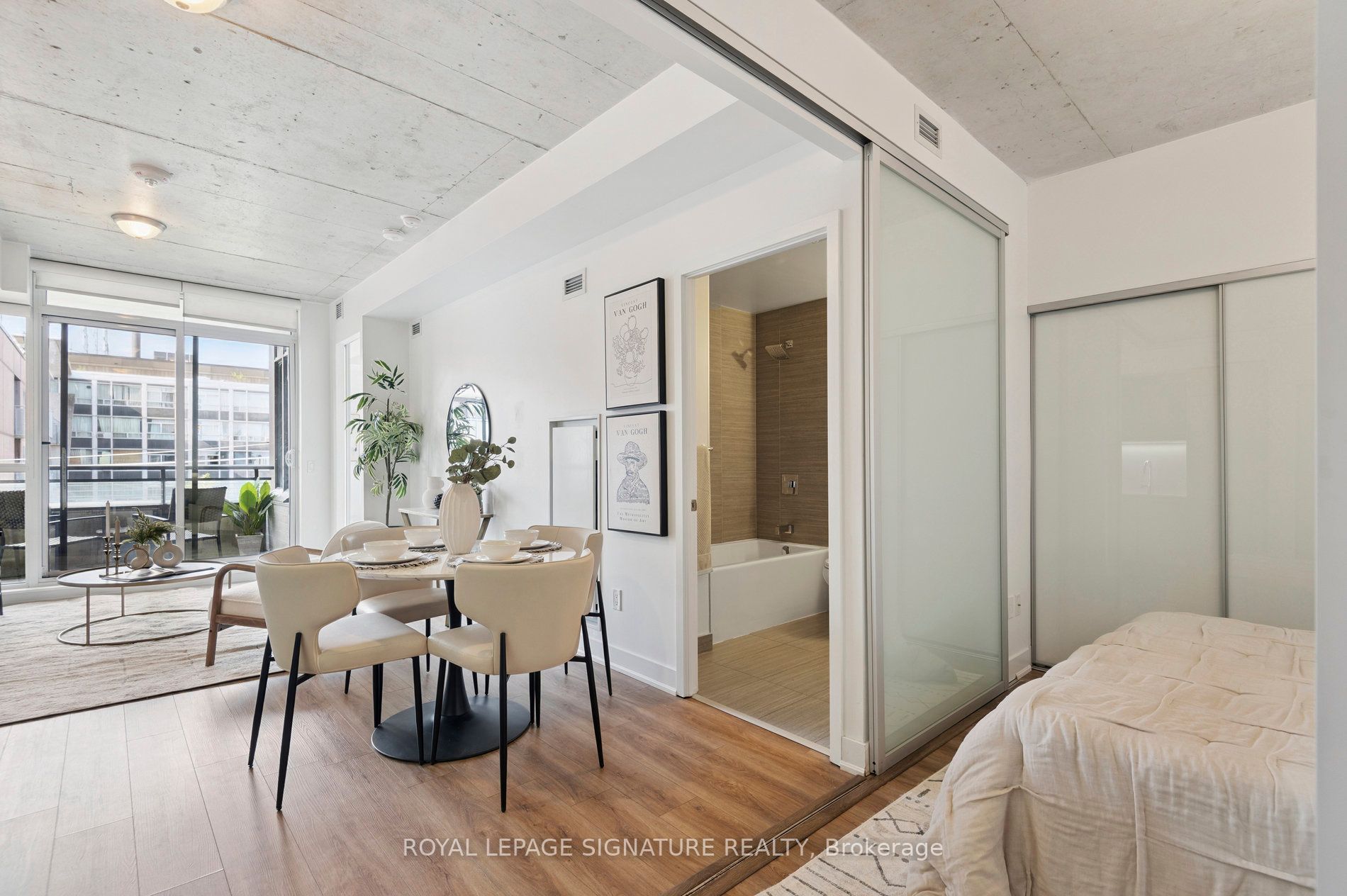 665 Kingston Road 407