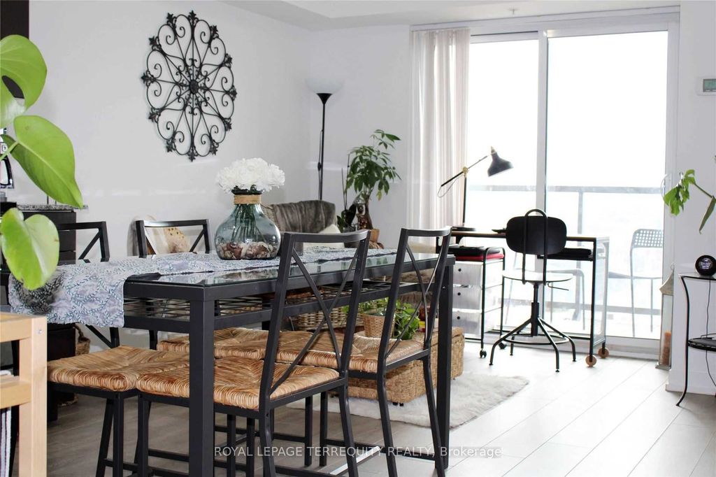 Photo of 1420 Dupont Street #808, Toronto, ON M6H 0C2 (MLS # W12438342)