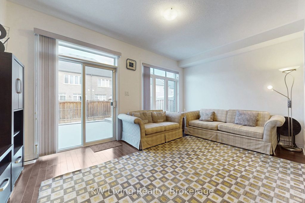 Photo of 3 Perdita Road, Brampton, ON L6Y 6B1 (MLS # W12607408)