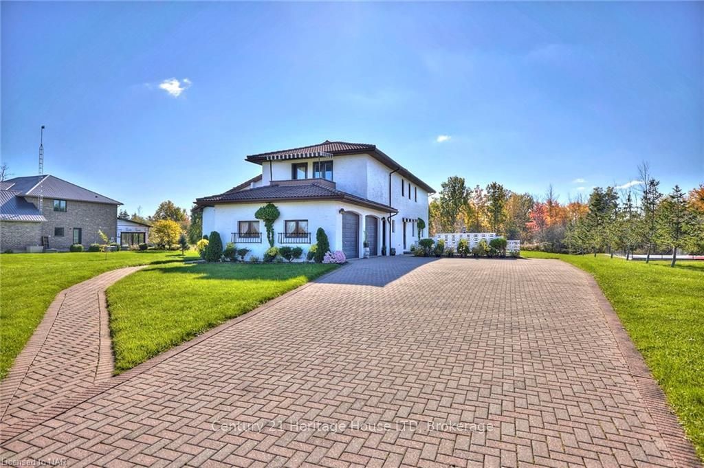 Photo of 191 CAIRNS Crescent, Fort Erie, ON L2A 5M4 (MLS # X12457532)