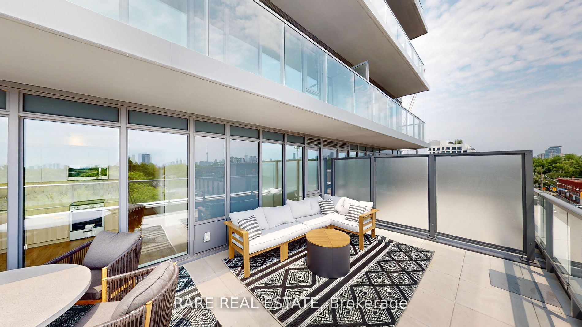 500 Dupont Street 417