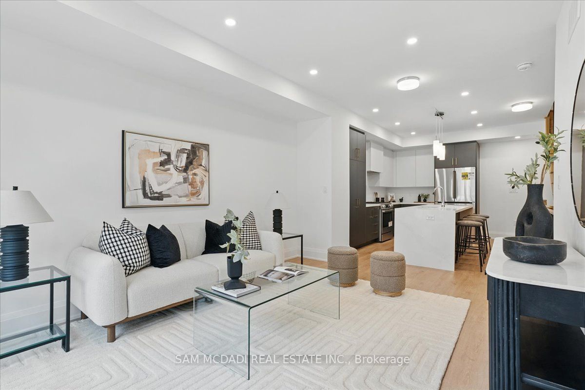 33 Burleigh Mews