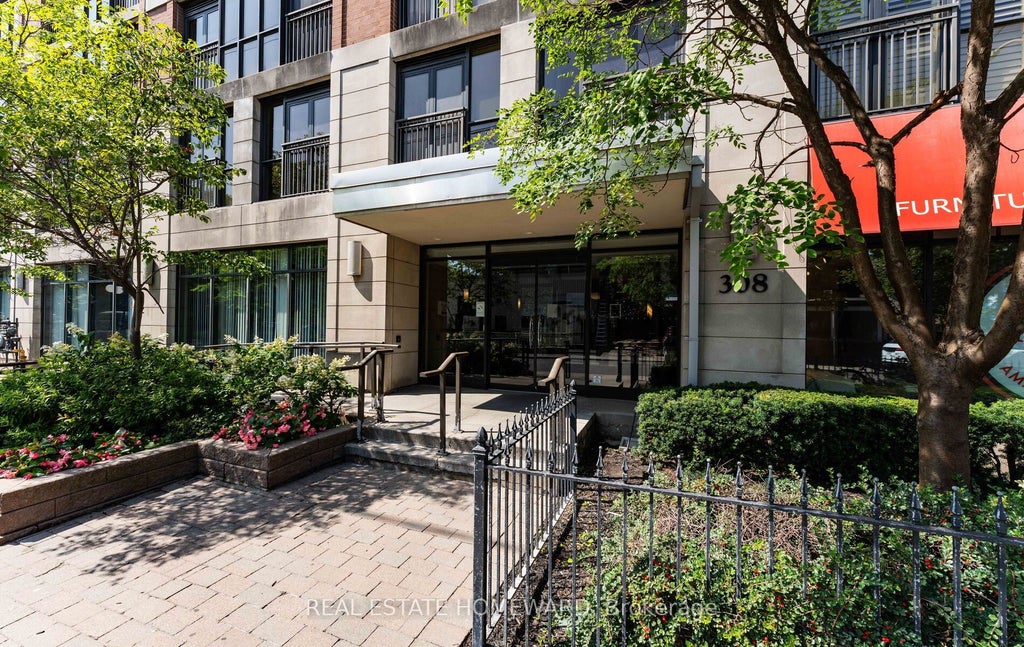 Photo of 308 Palmerston Avenue #601, Toronto, ON M6J 3X9 (MLS # C13846472)