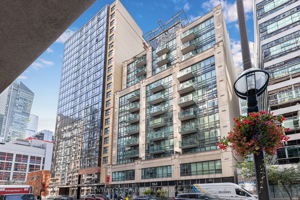 Photo of 263 Wellington Street W #306, Toronto, ON M5V 3E6 (MLS # C12404503)