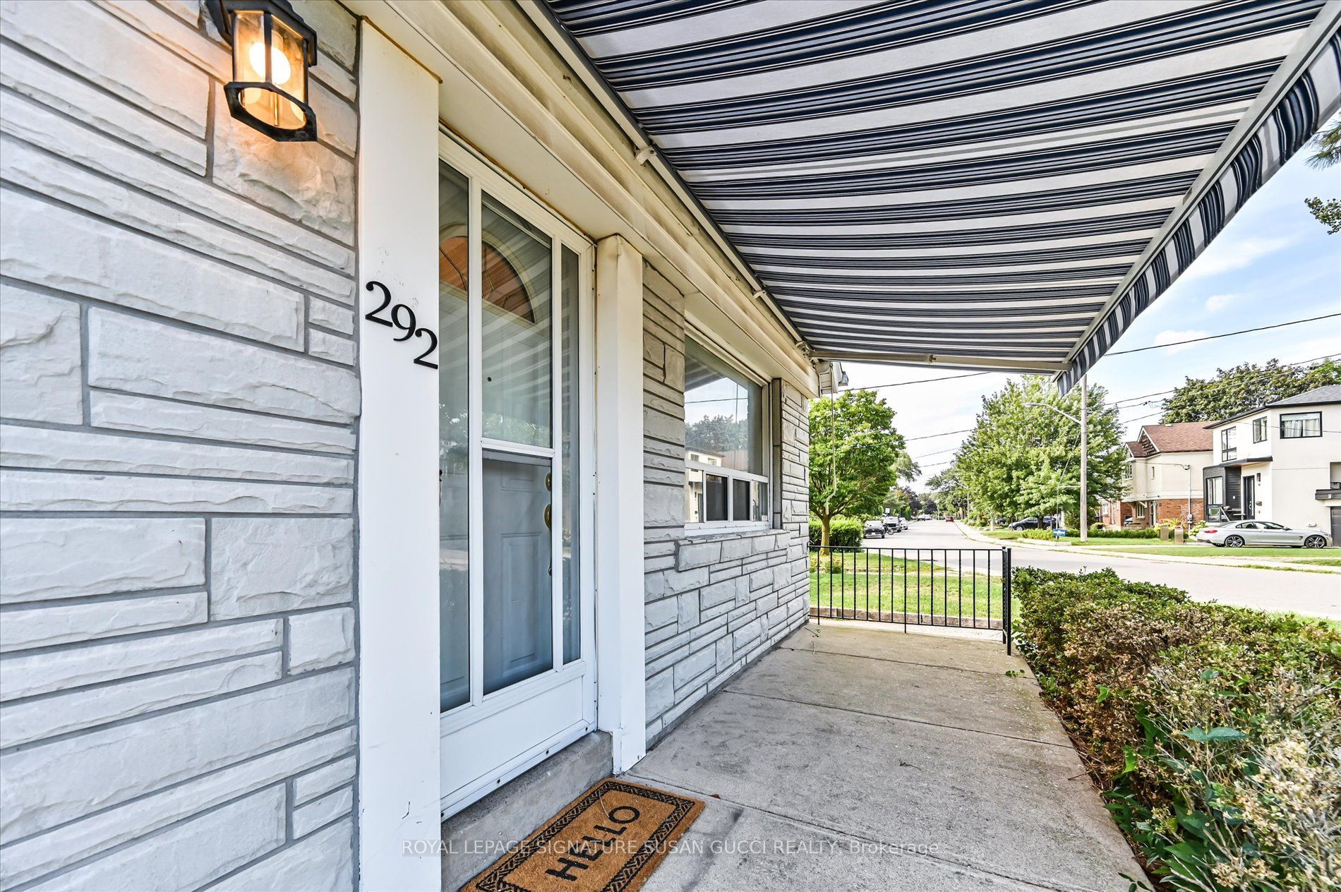 292 Glebemount Avenue