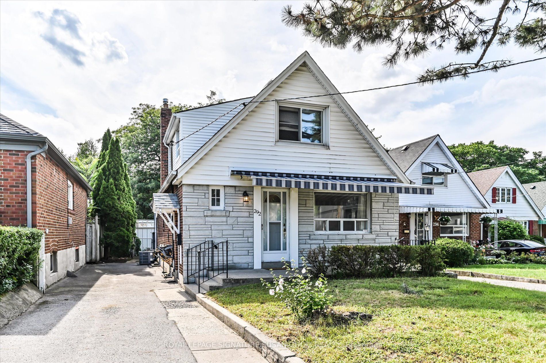 292 Glebemount Avenue