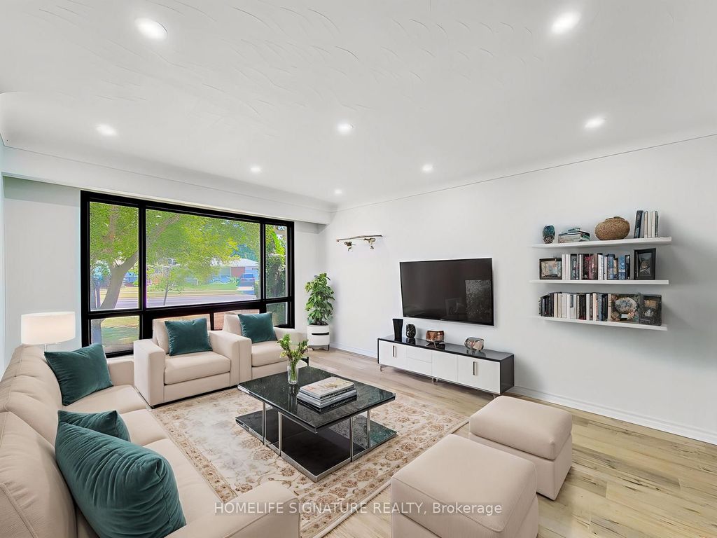 Photo of 443 Vine Street, St. Catharines, ON L2M 3S6 (MLS # X12653720)