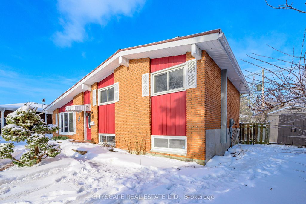 Photo of 32 Edgeview Drive, Quinte West, ON K8V 3G4 (MLS # X12678998)