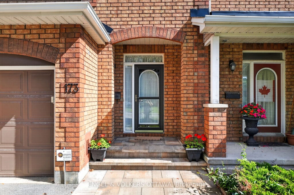 Photo of 173 Hearst Way, Kanata, ON K2L 4G6 (MLS # X13786294)