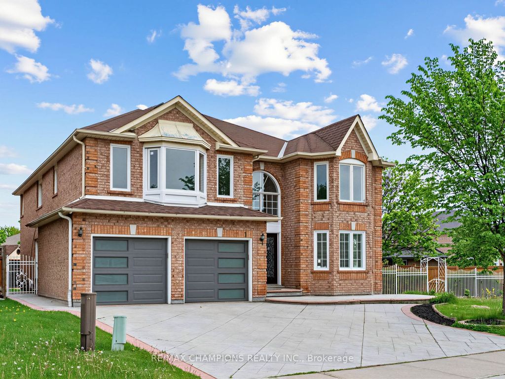 Photo of 1 Cluster Oak Place, Brampton, ON L6R 1V2 (MLS # W13172828)
