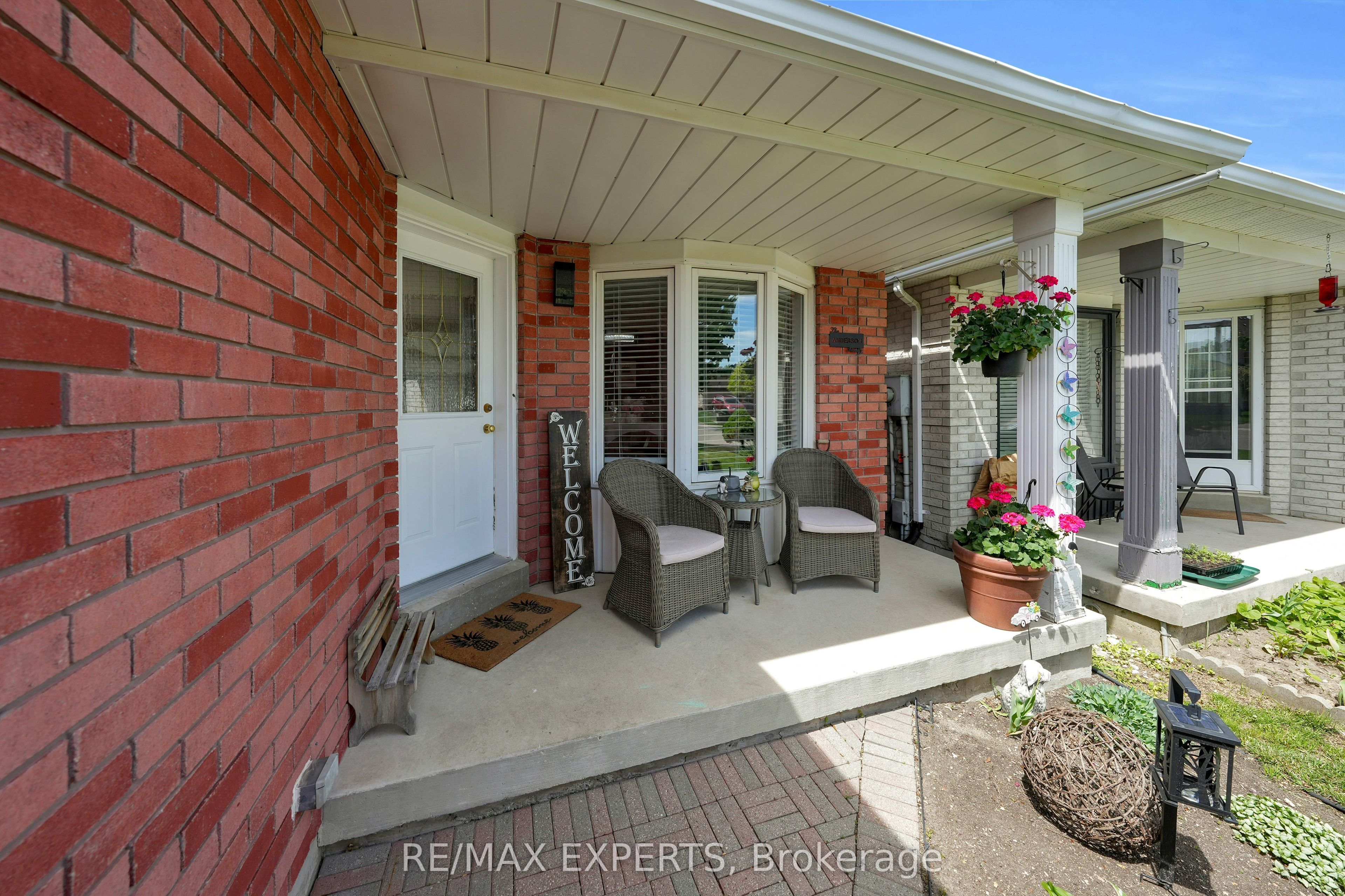 83 Gray Avenue