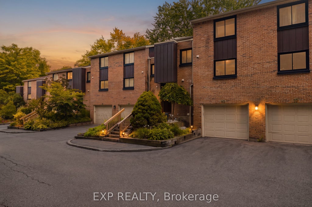 Photo of 220 Salisbury Avenue #13, Cambridge, ON N1S 1K5 (MLS # X13695196)