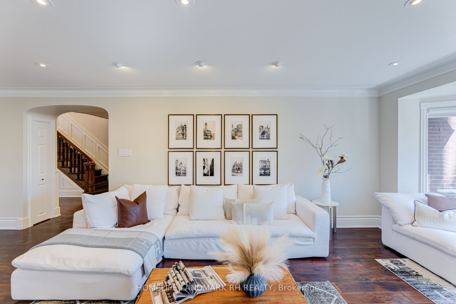 1 Ridgewood Road