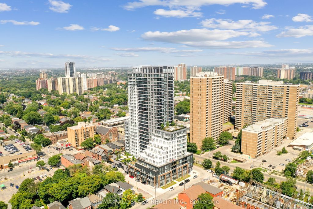 Photo of 286 Main Street #408, Toronto, ON M4C 0B3 (MLS # E13136460)