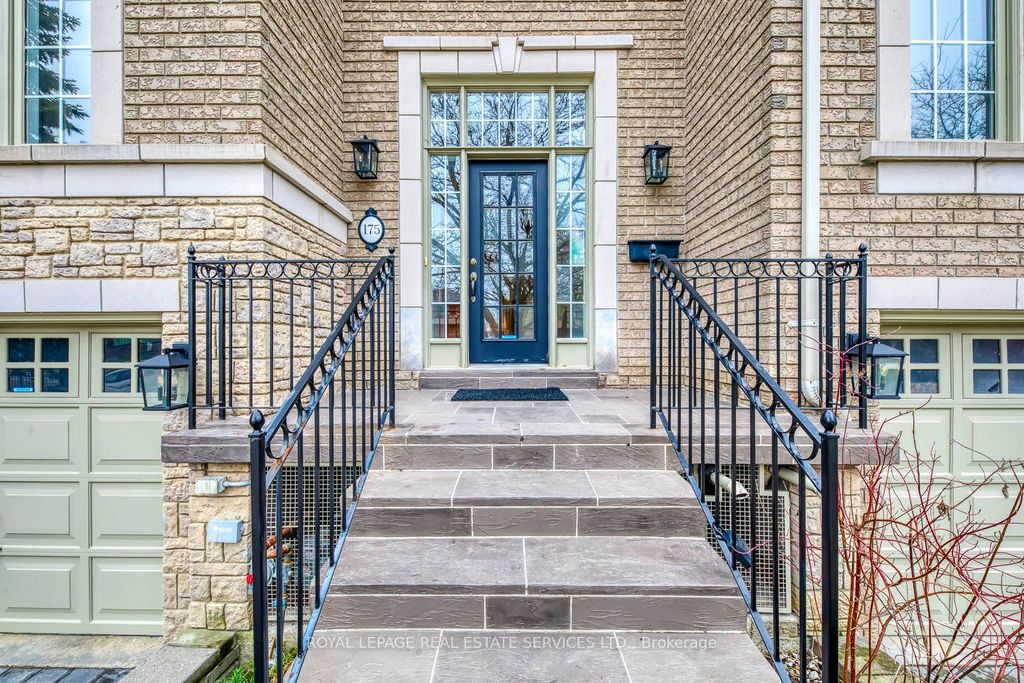 Photo of 175 La Rose Avenue, Toronto, ON M9P 1B5 (MLS # W13077748)