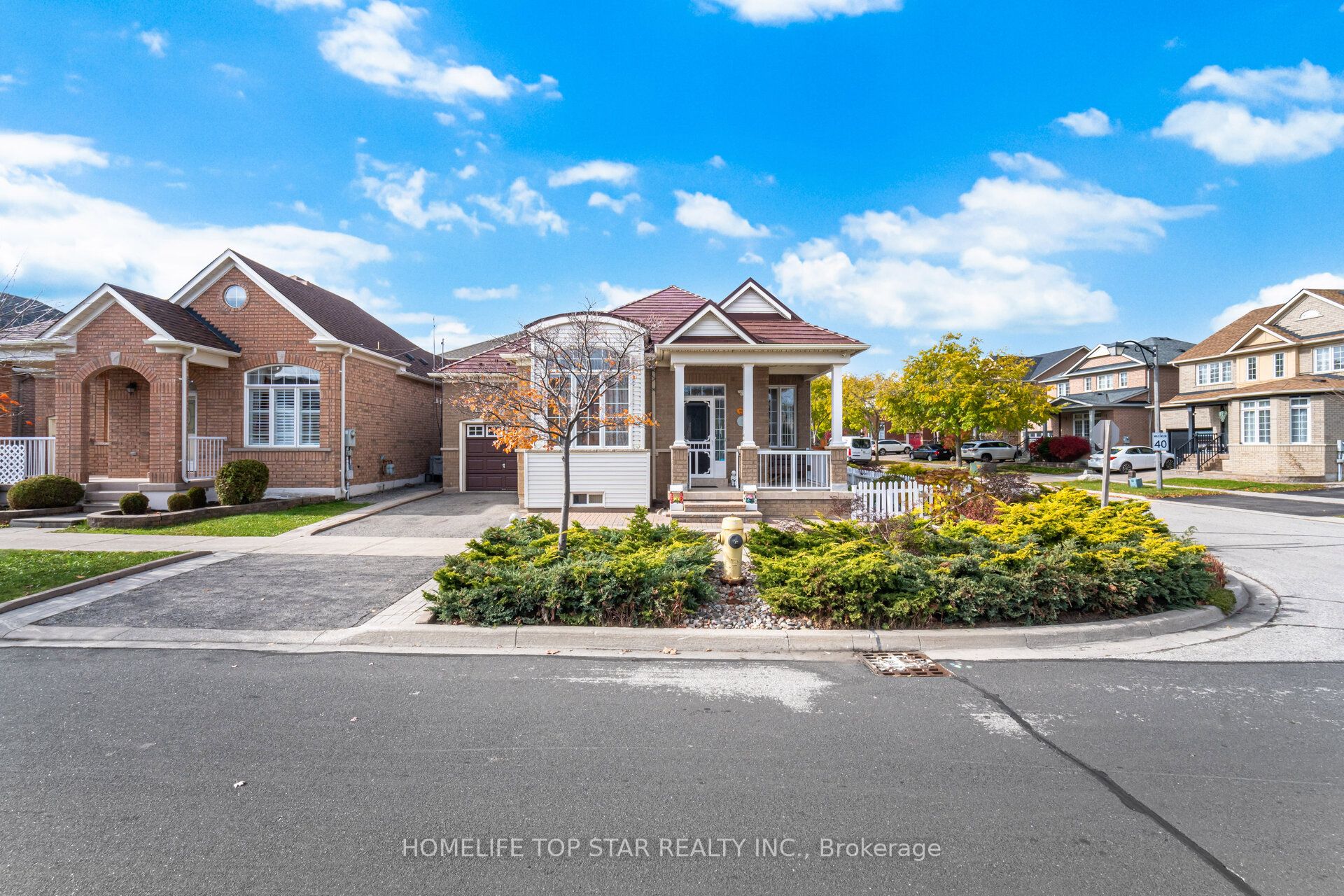 26 Delray Drive E
