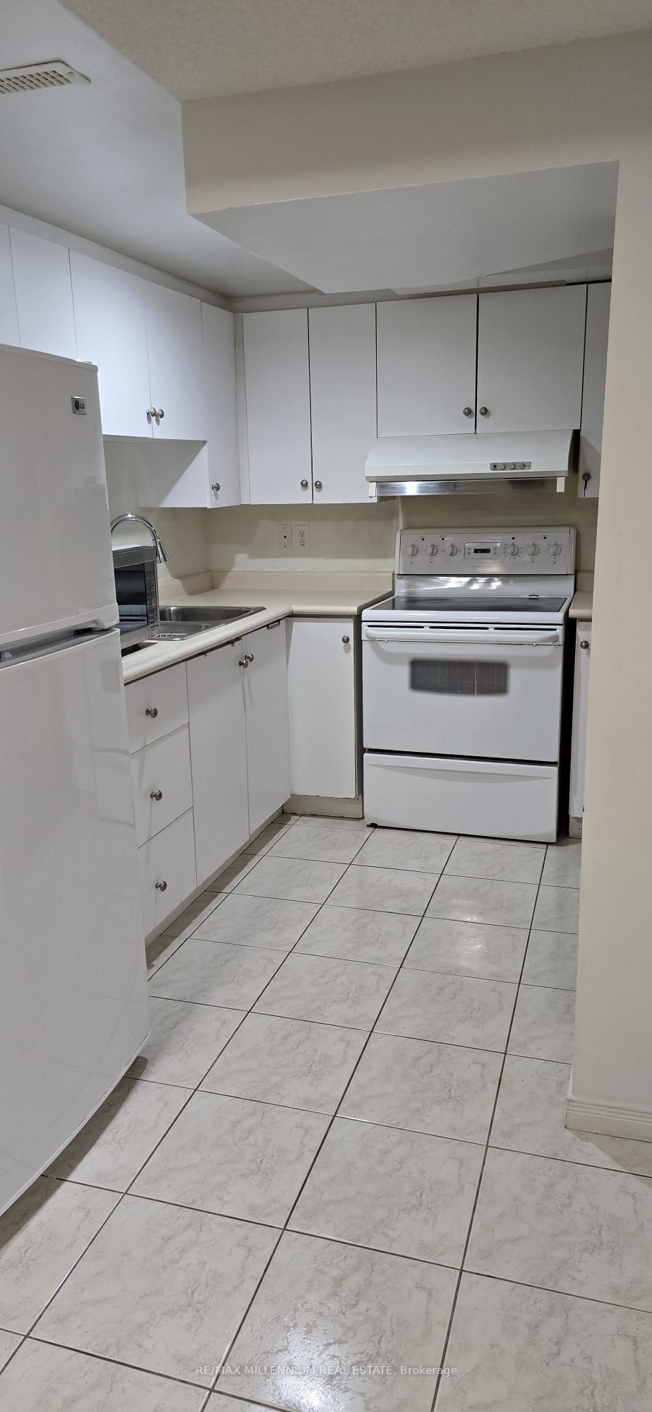 7125 Baskerville Run