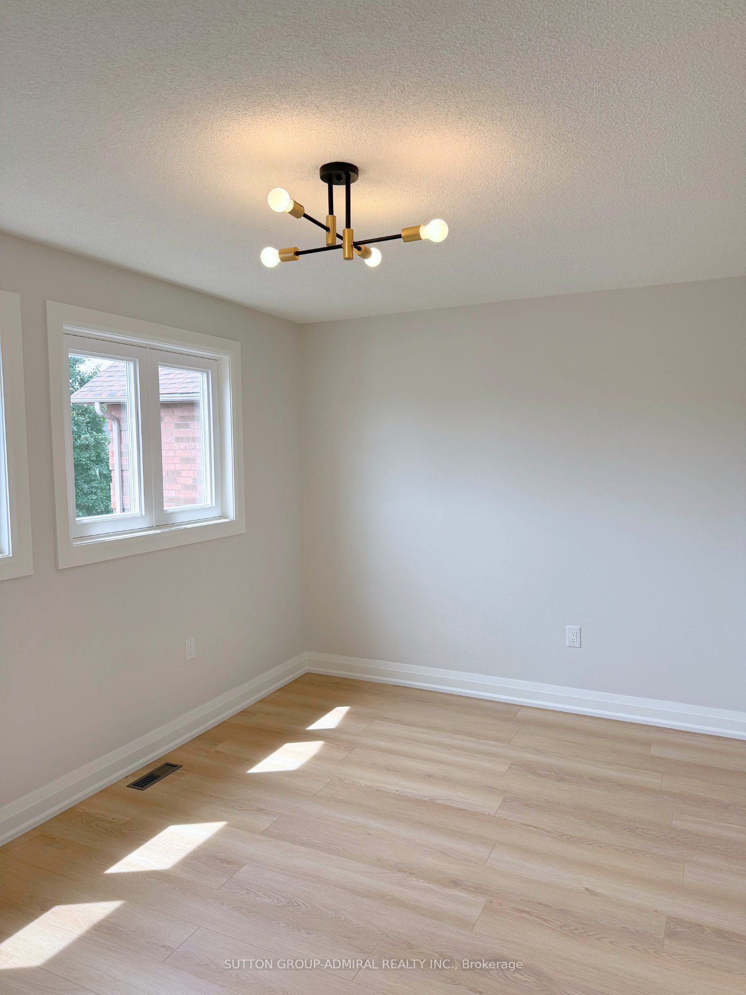 44 Bayel Crescent