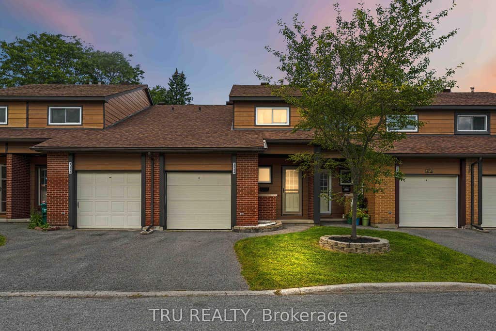 Photo of 2154 Orient Park Drive, Blackburn Hamlet, ON K1B 4V9 (MLS # X13711440)