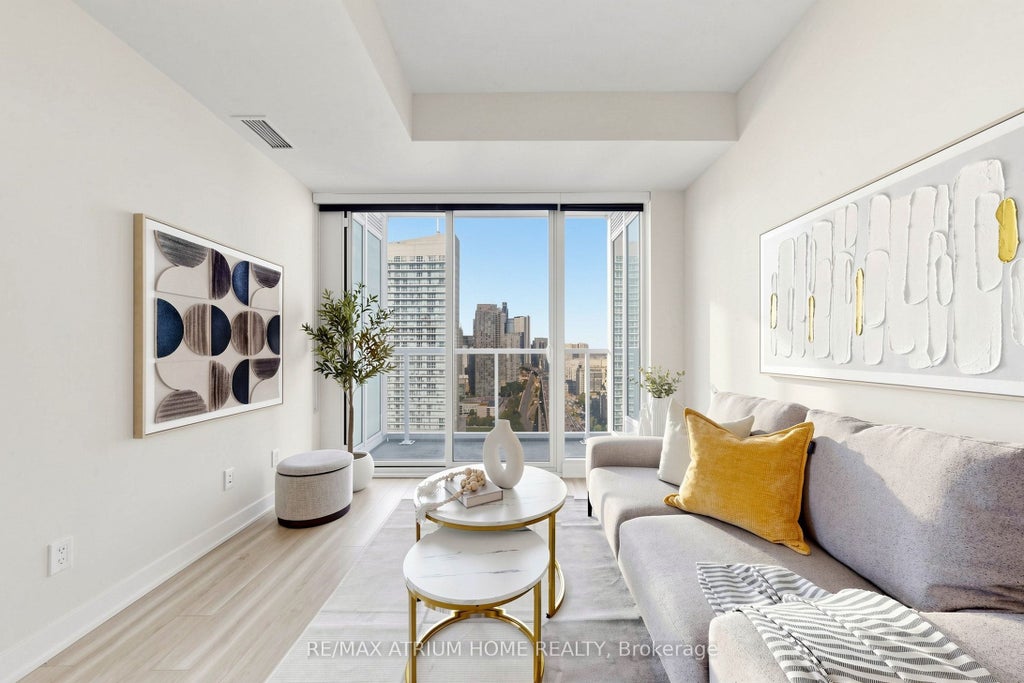 Photo of 19 Bathurst Street #3206, Toronto, ON M5V 0N2 (MLS # C13827008)