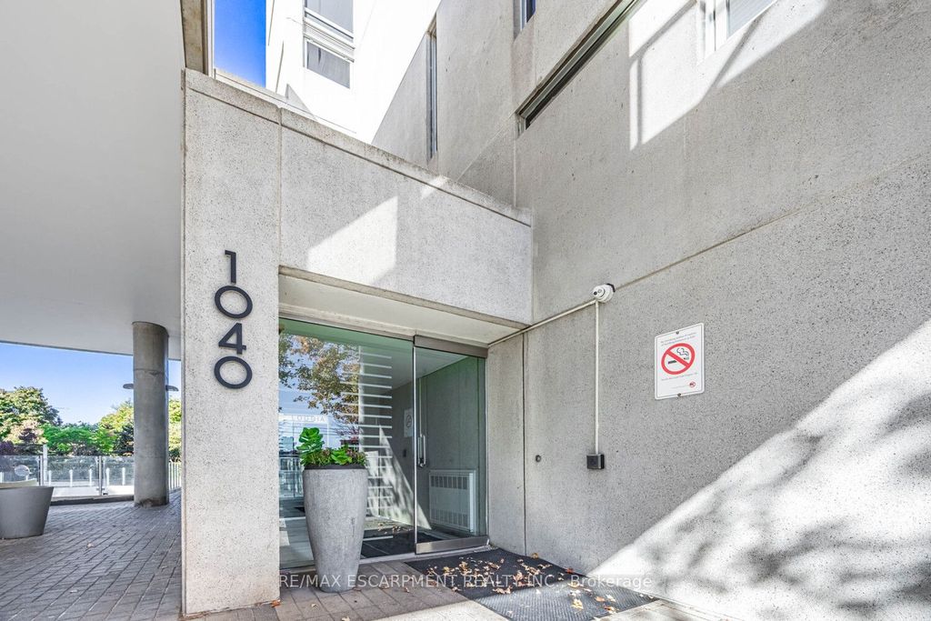 Photo of 1040 The Queensway N/A #312, Toronto, ON M8Z 0A7 (MLS # W12545324)