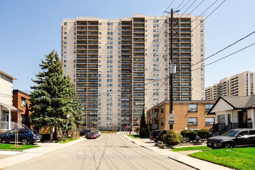 Photo of 155 Marlee Avenue #2002, Toronto, ON M6B 4B5 (MLS # W13057366)