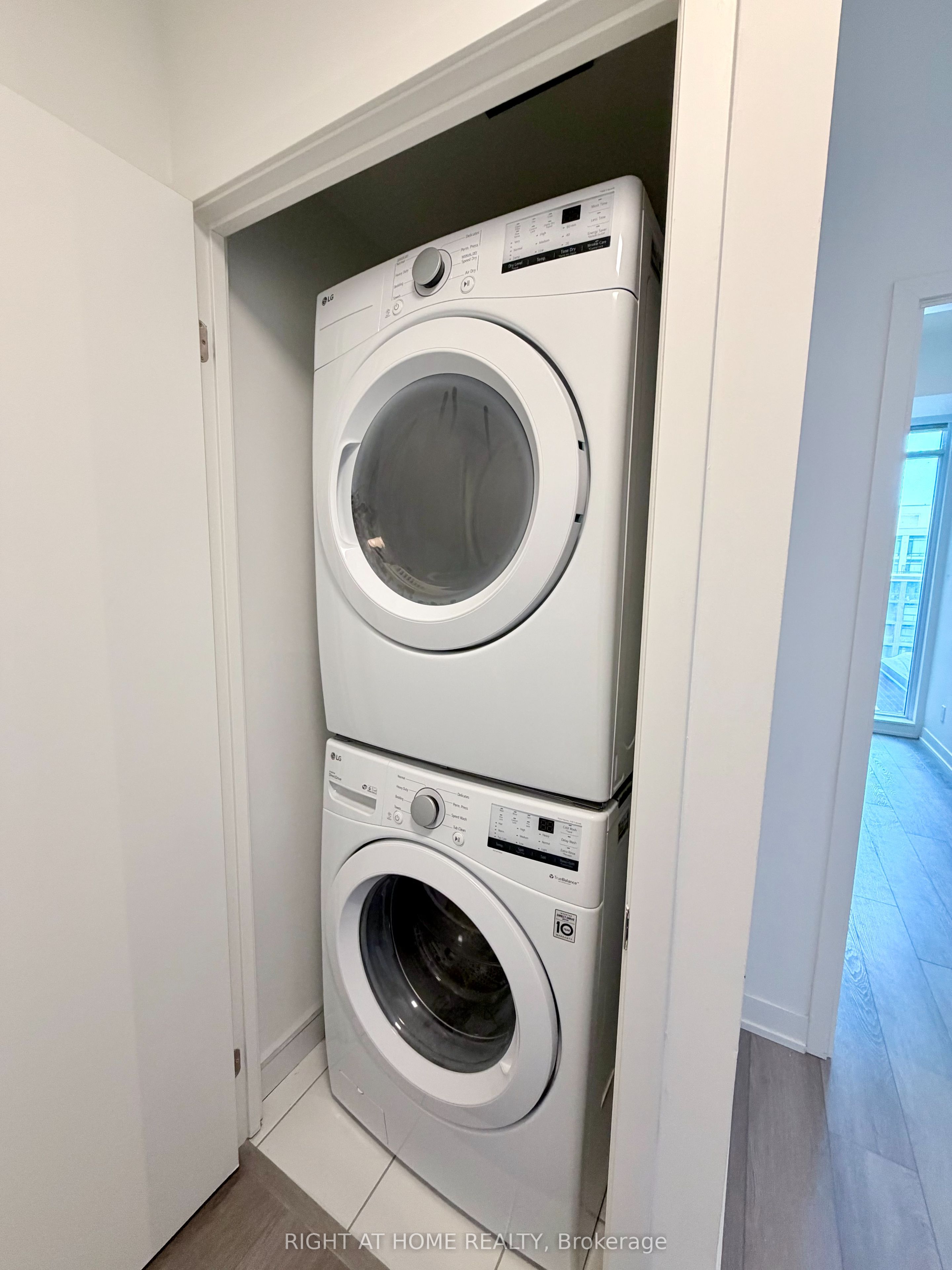 8119 Birchmount Road 1032