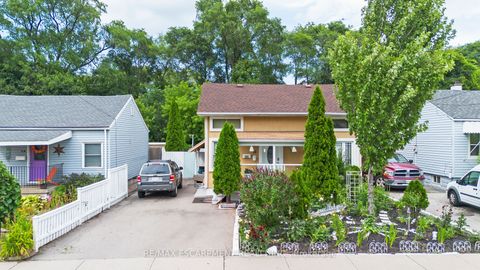 Property photo of 15 dalhousie avenue, hamilton, ON l8l 3j4