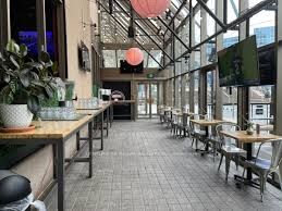 277 FRONT Street W
