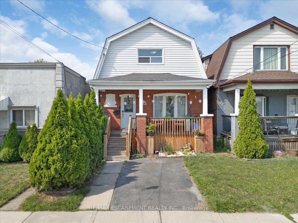 Photo of 133 Frederick Avenue, Hamilton, ON L8H 4L1 (MLS # X12747028)