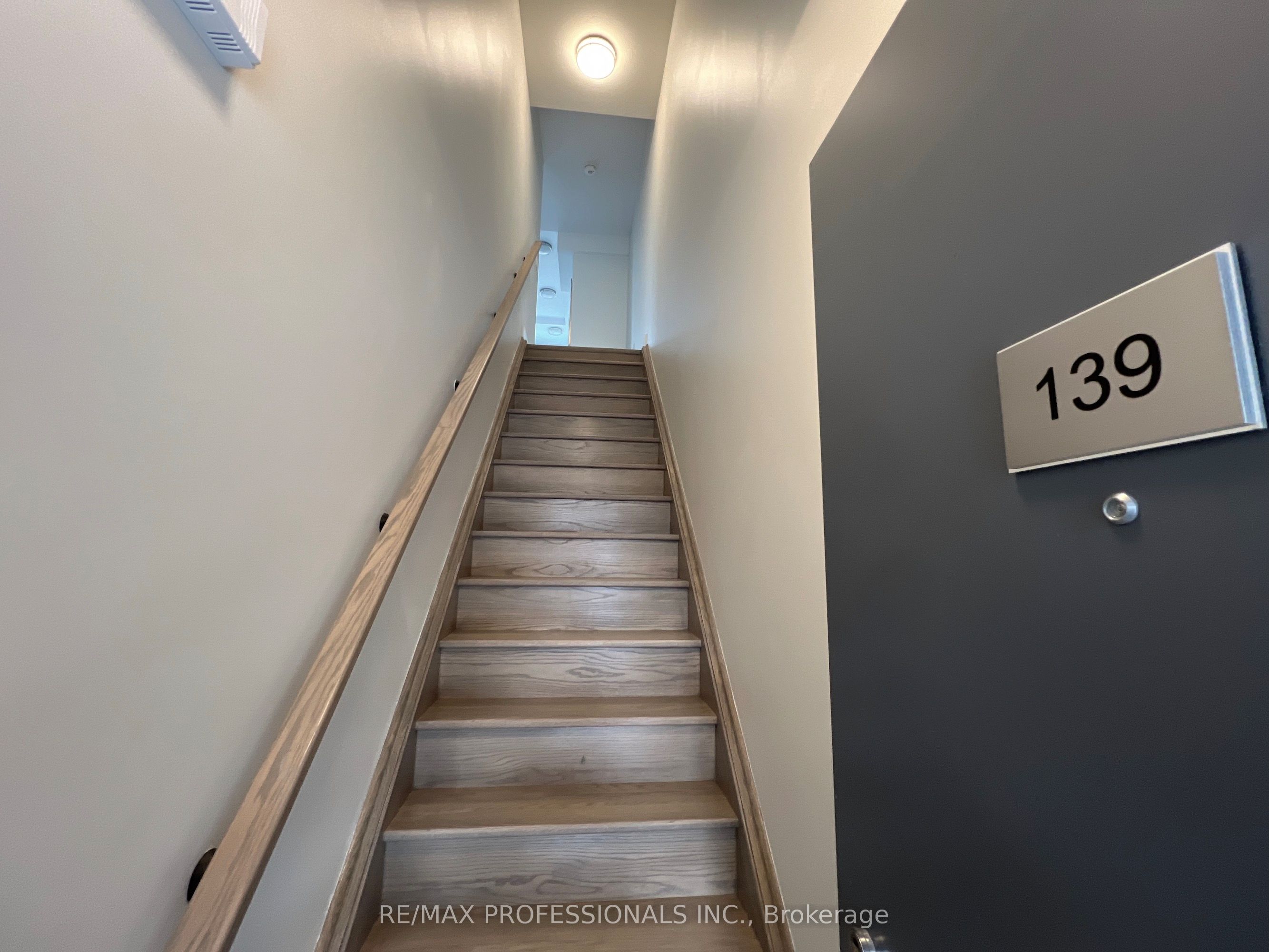 62 Dixfield Drive 139