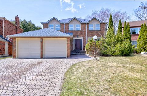 80 Millstone Court Markham ON L3R 7M5