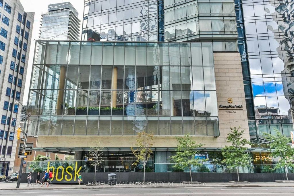 Photo of 180 University Avenue #4704, Toronto, ON M5H 0A2 (MLS # C12663316)