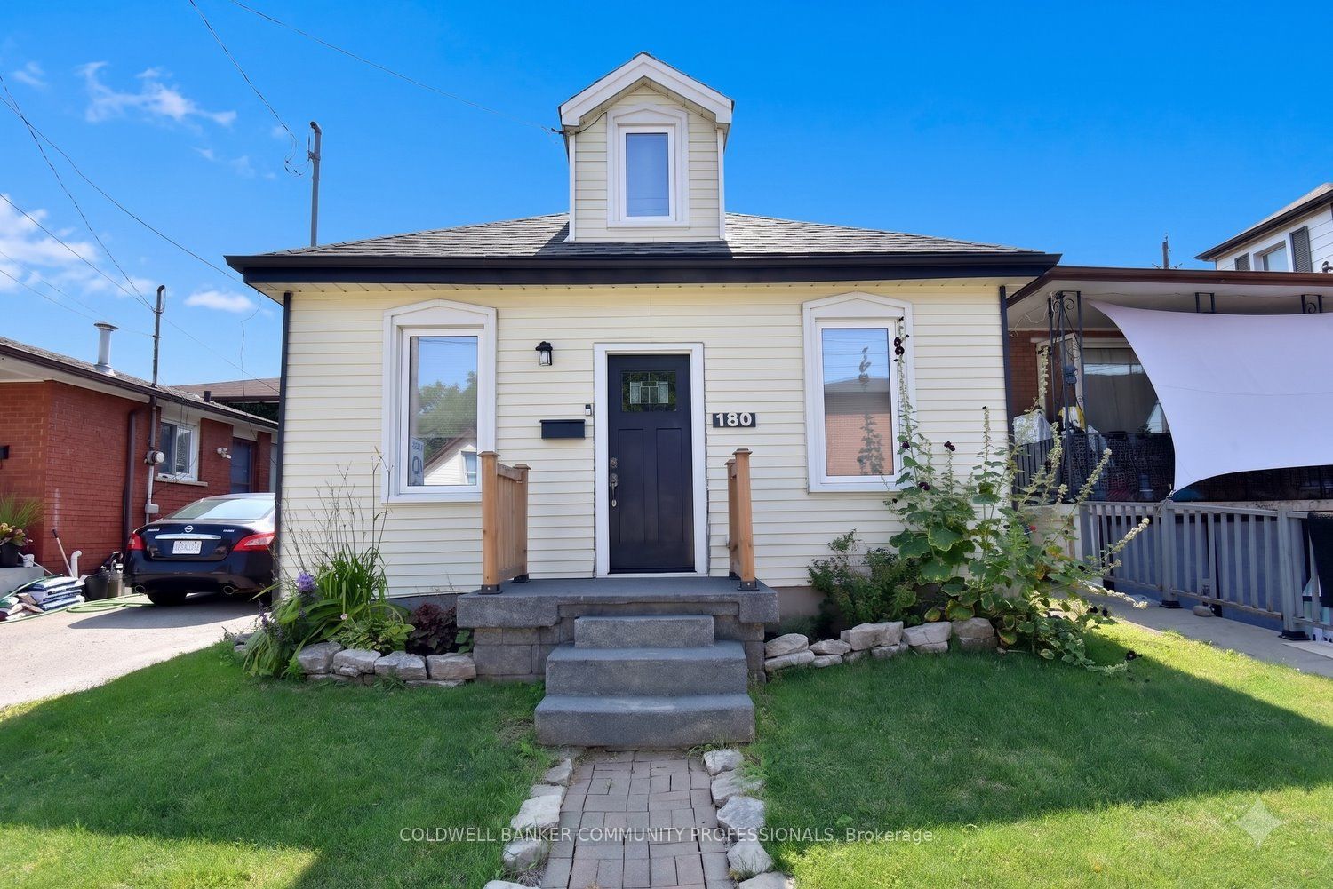 180 Province Street N