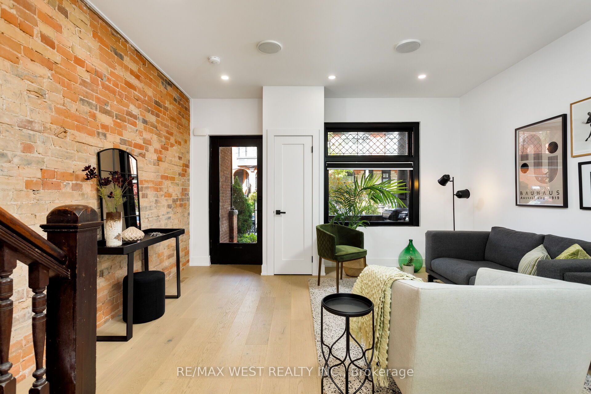 71 Harvard Avenue