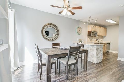 40 Rabbit Lane 7 Toronto ON M9B 5S6