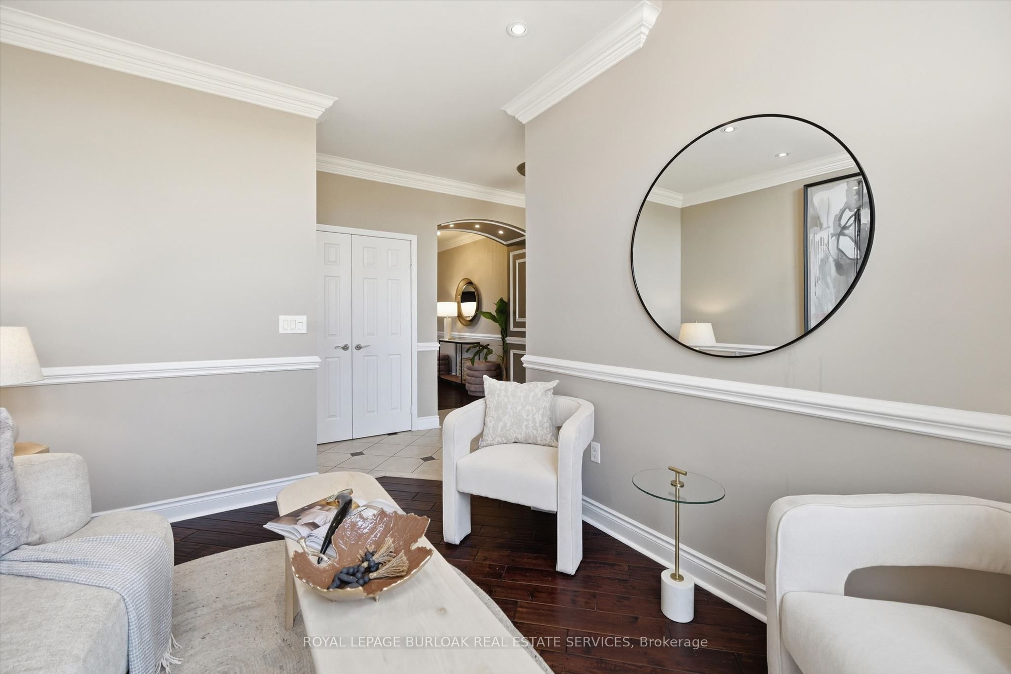 4186 Fuller Crescent
