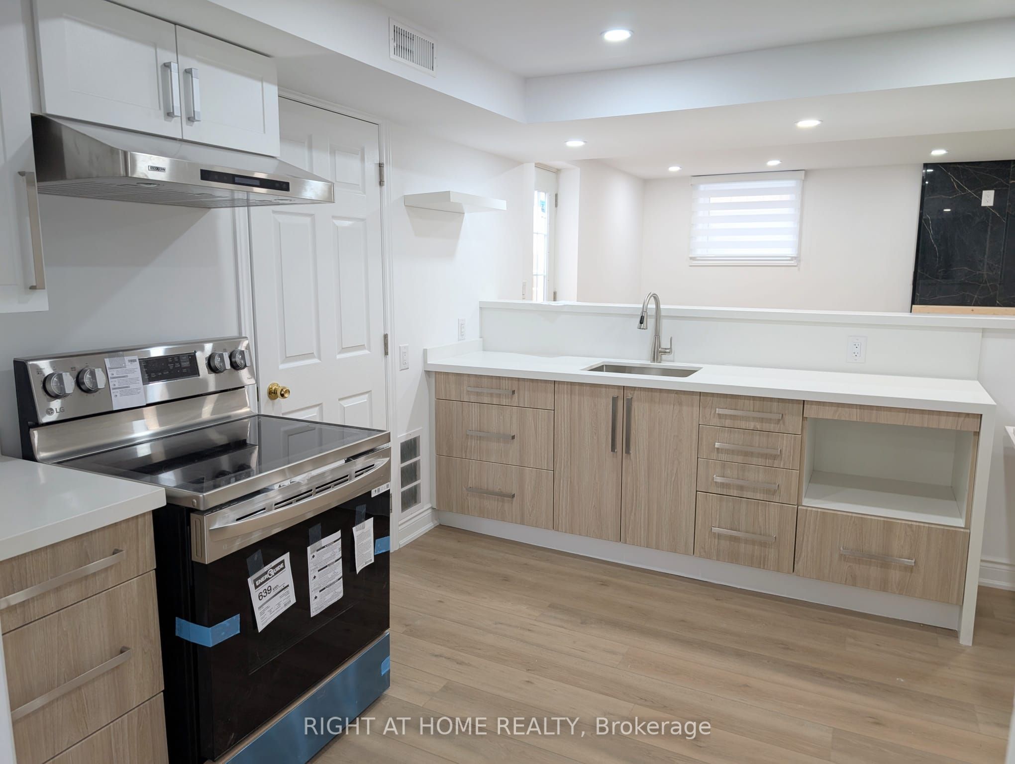 5436 Edencroft Crescent
