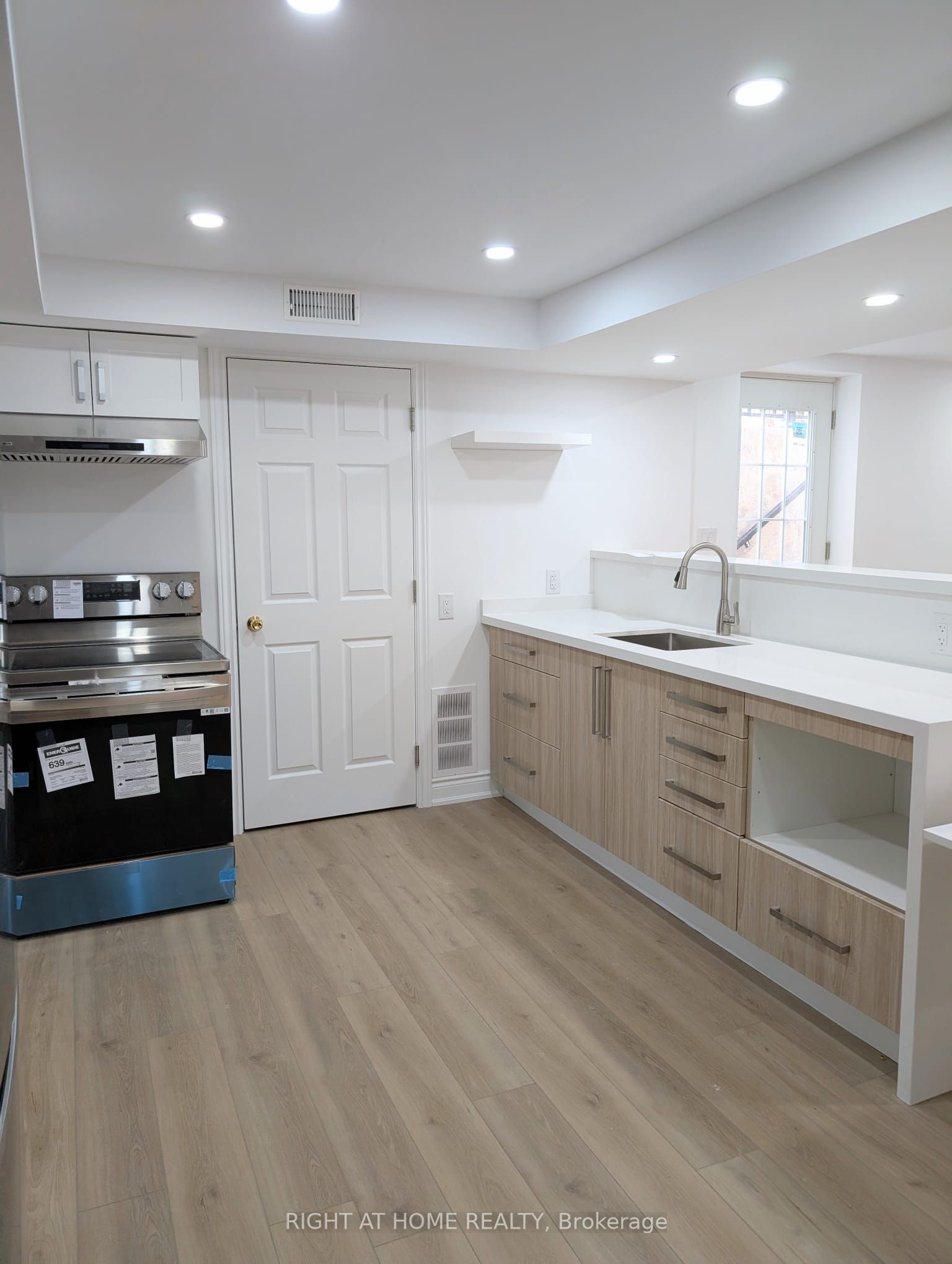 5436 Edencroft Crescent