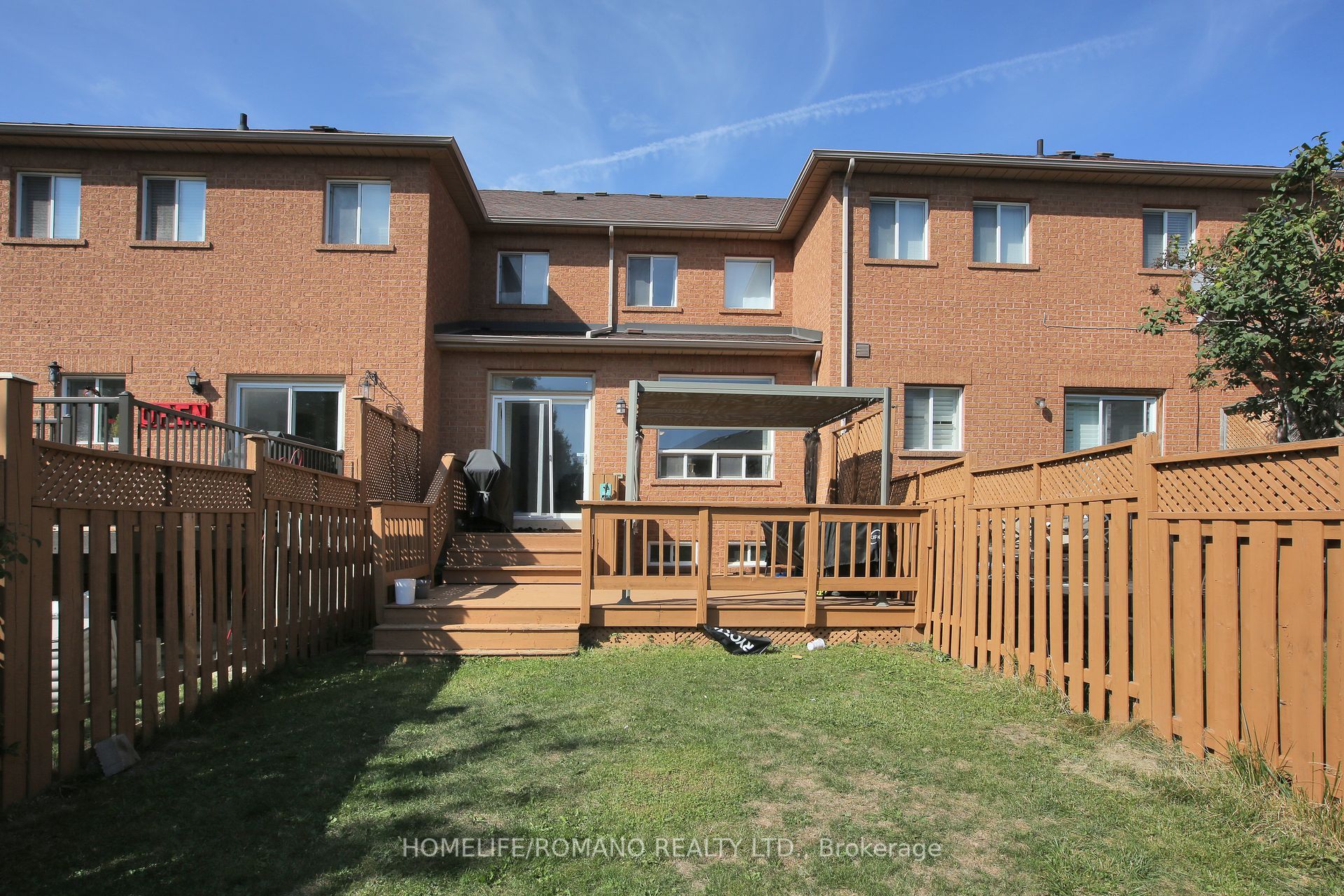 37 Ridgeway Court
