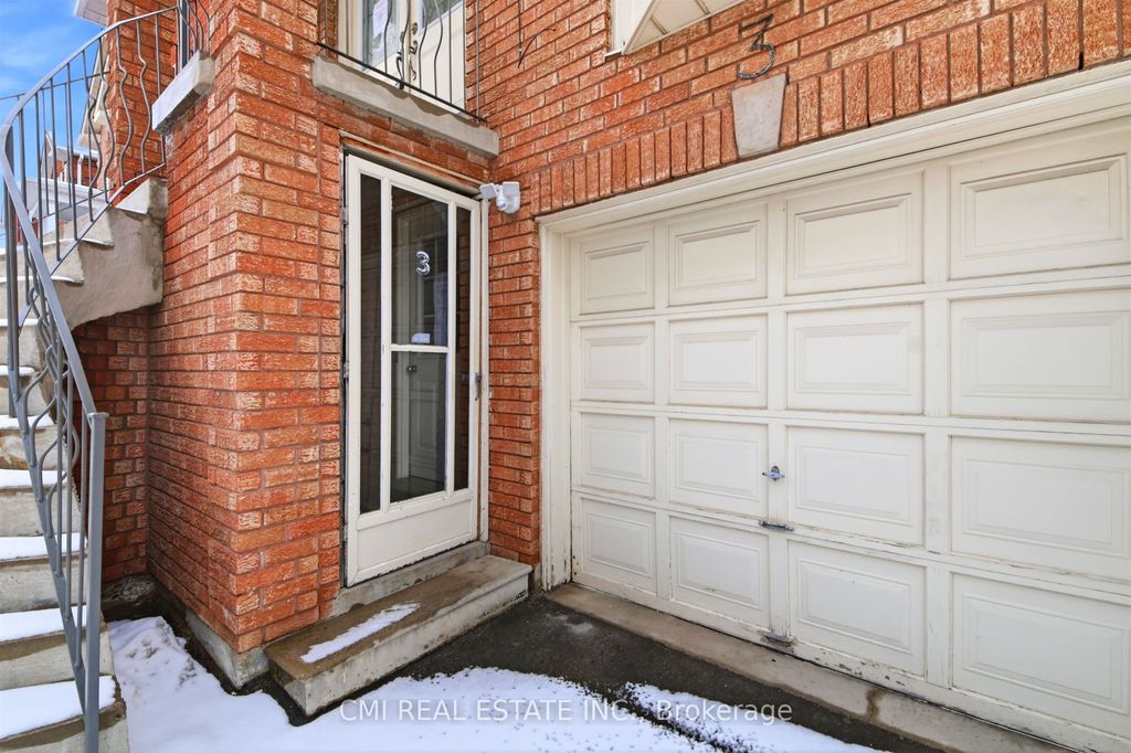 Photo of 3 Forest Point Drive, Toronto, ON M6M 5E8 (MLS # W12959522)