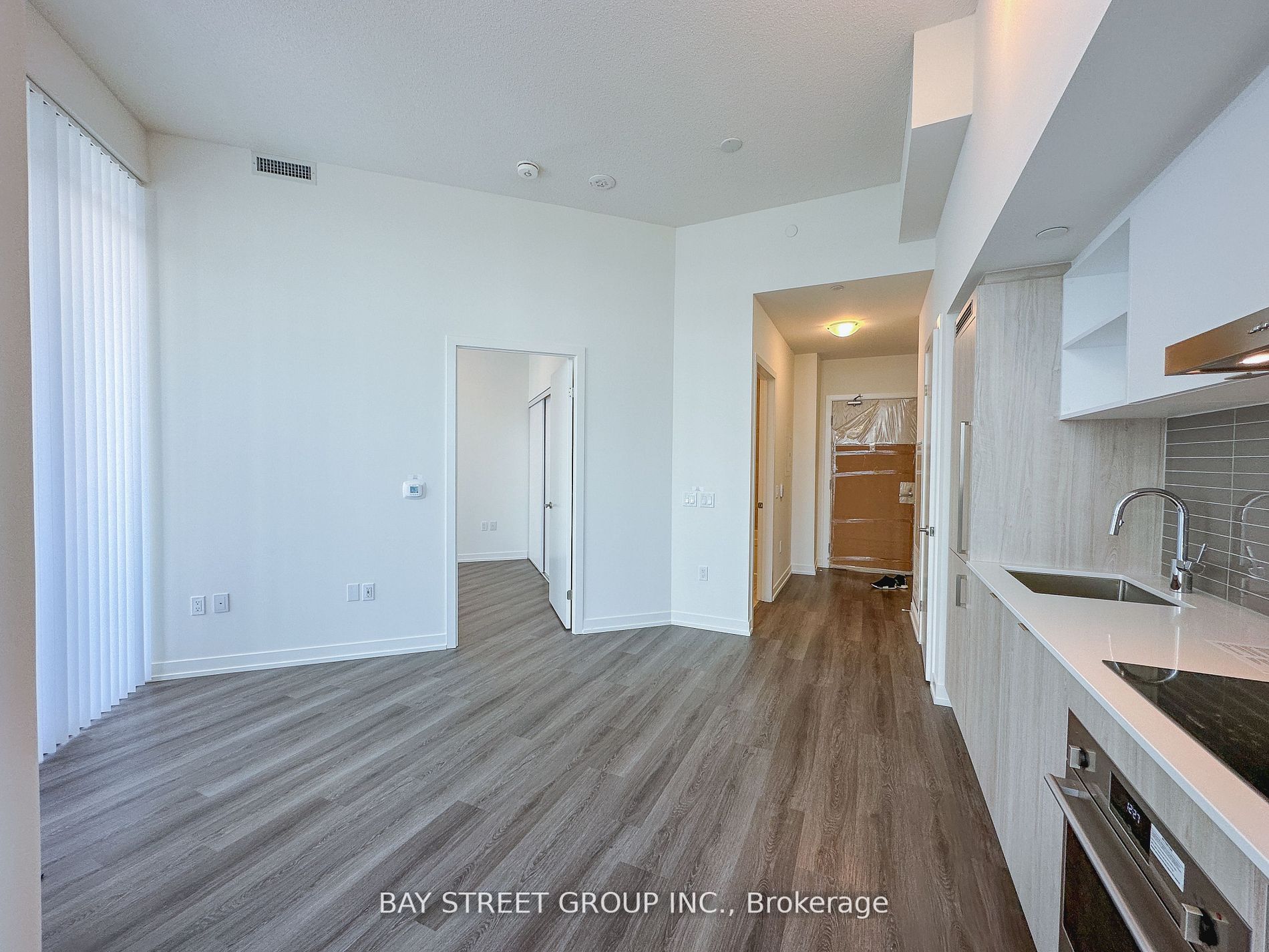 138 Downes Street 4909