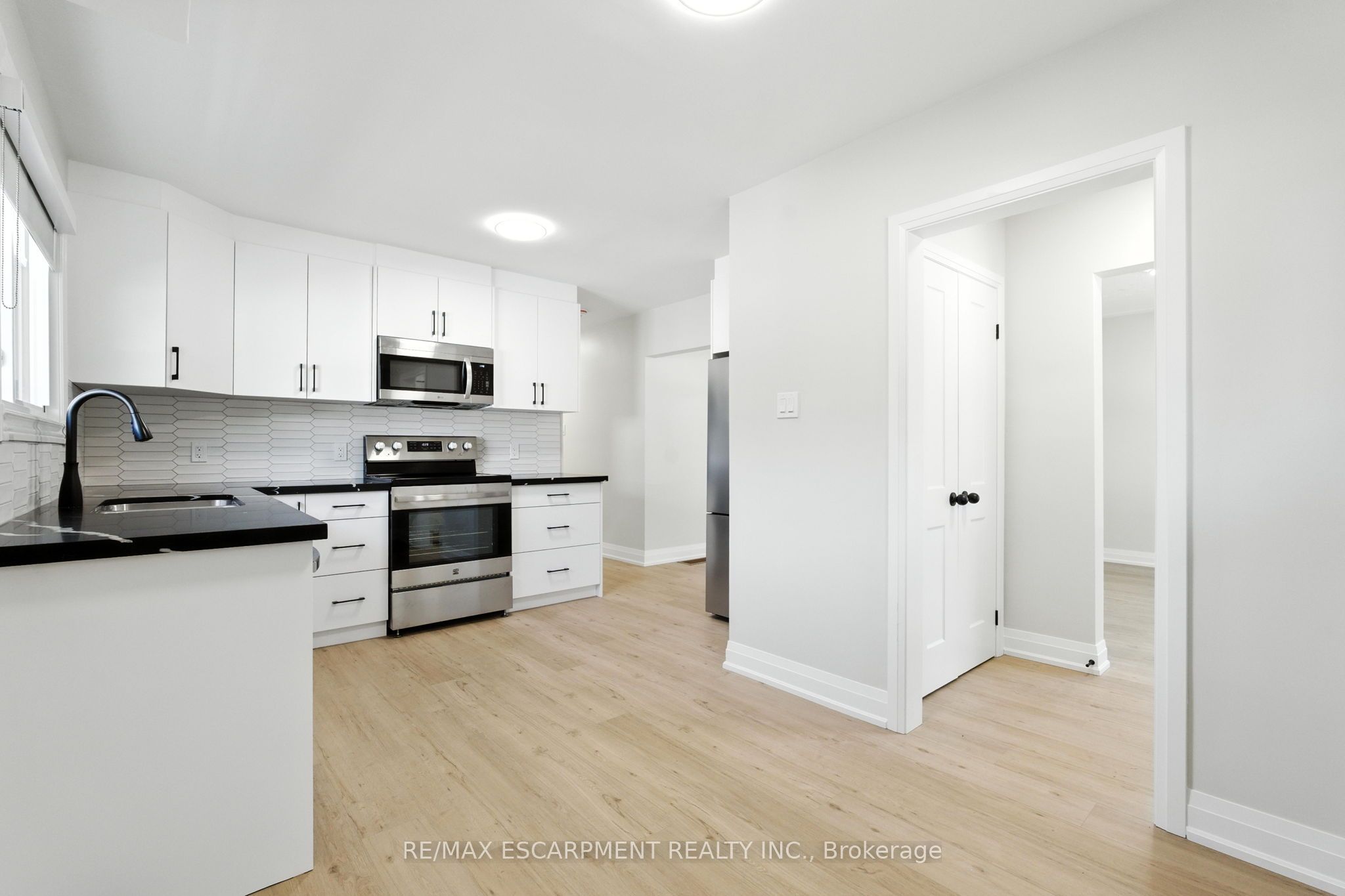 929 Upper Ottawa Street