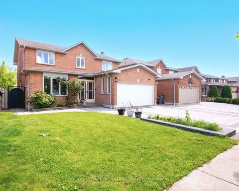 4424 Grassland Crescent Mississauga ON L5V 1E2