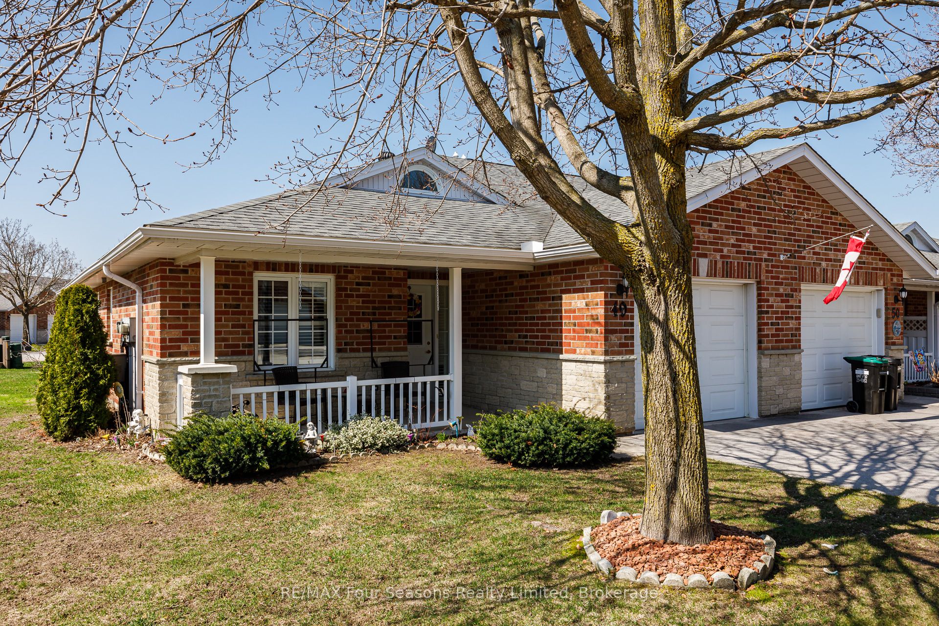 275 Huron Street 49