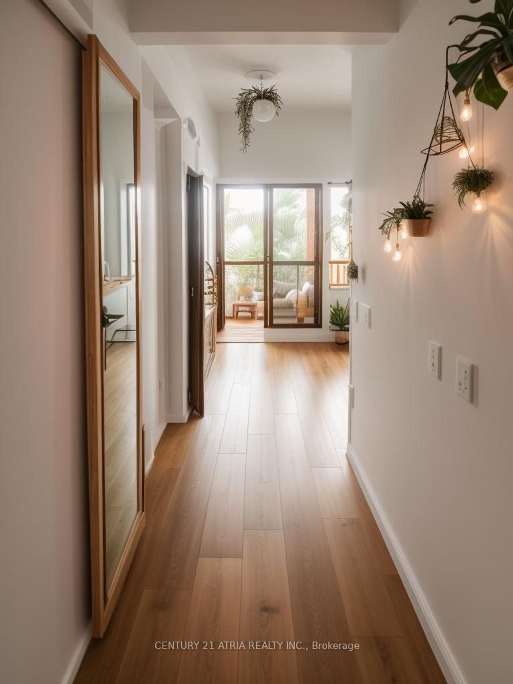 Photo of 251 Jarvis Street #810, Toronto, ON M5B 0C3 (MLS # C12126636)